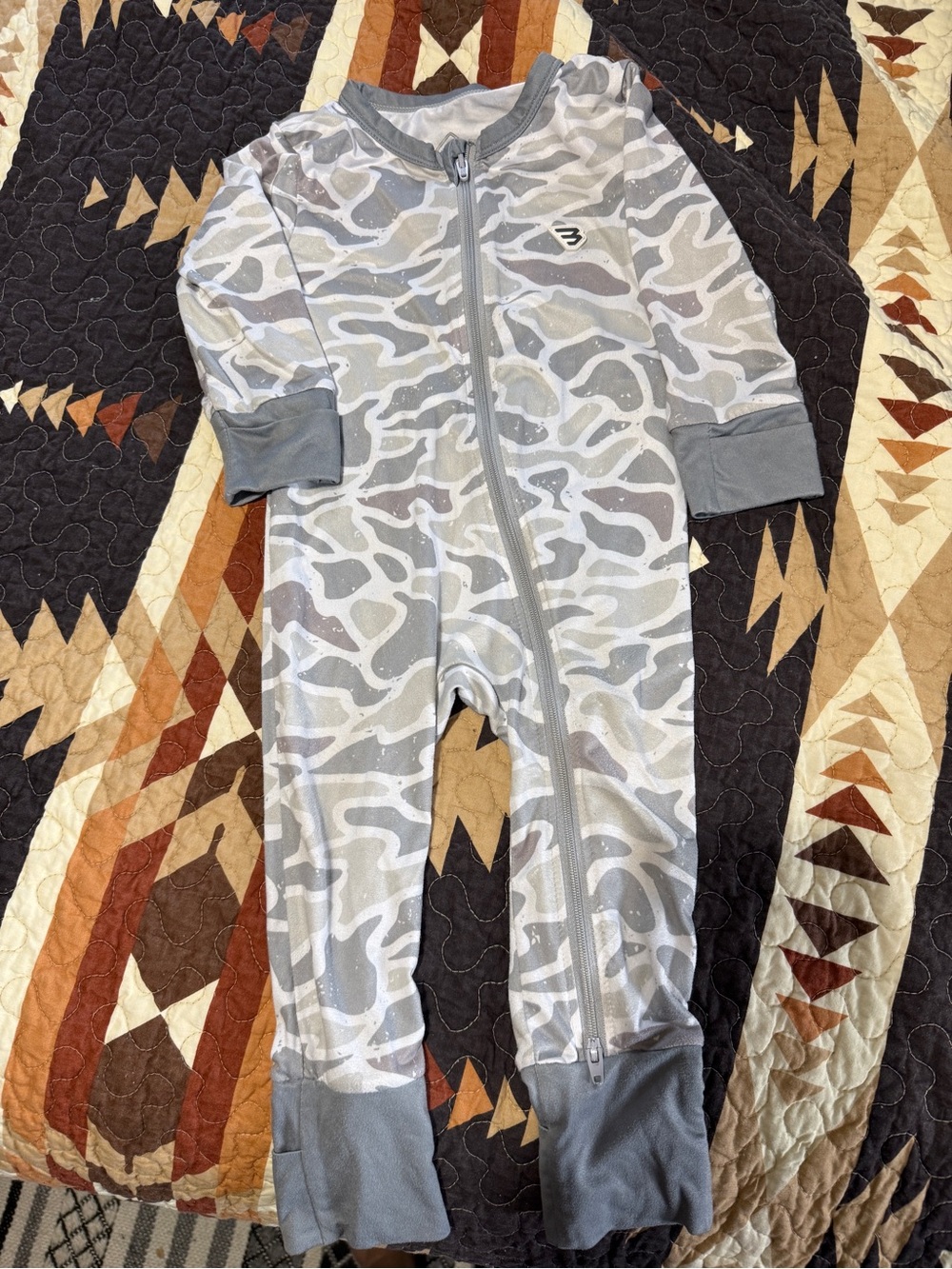 Burlebo White Camo 6/12 month sleeper